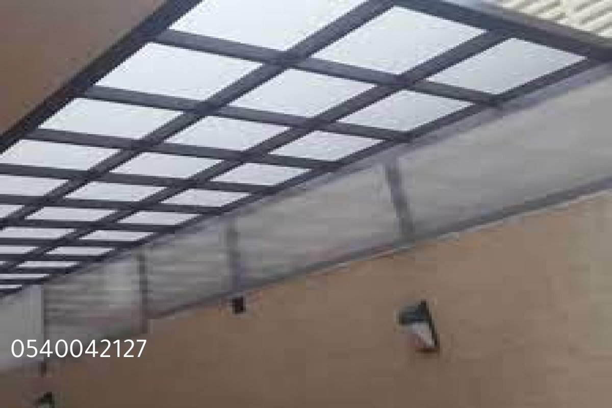 مظلات لكسان