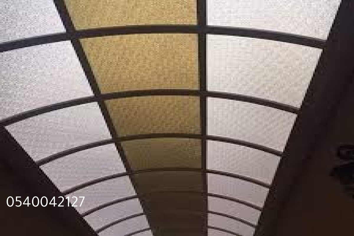 مظلات لكسان