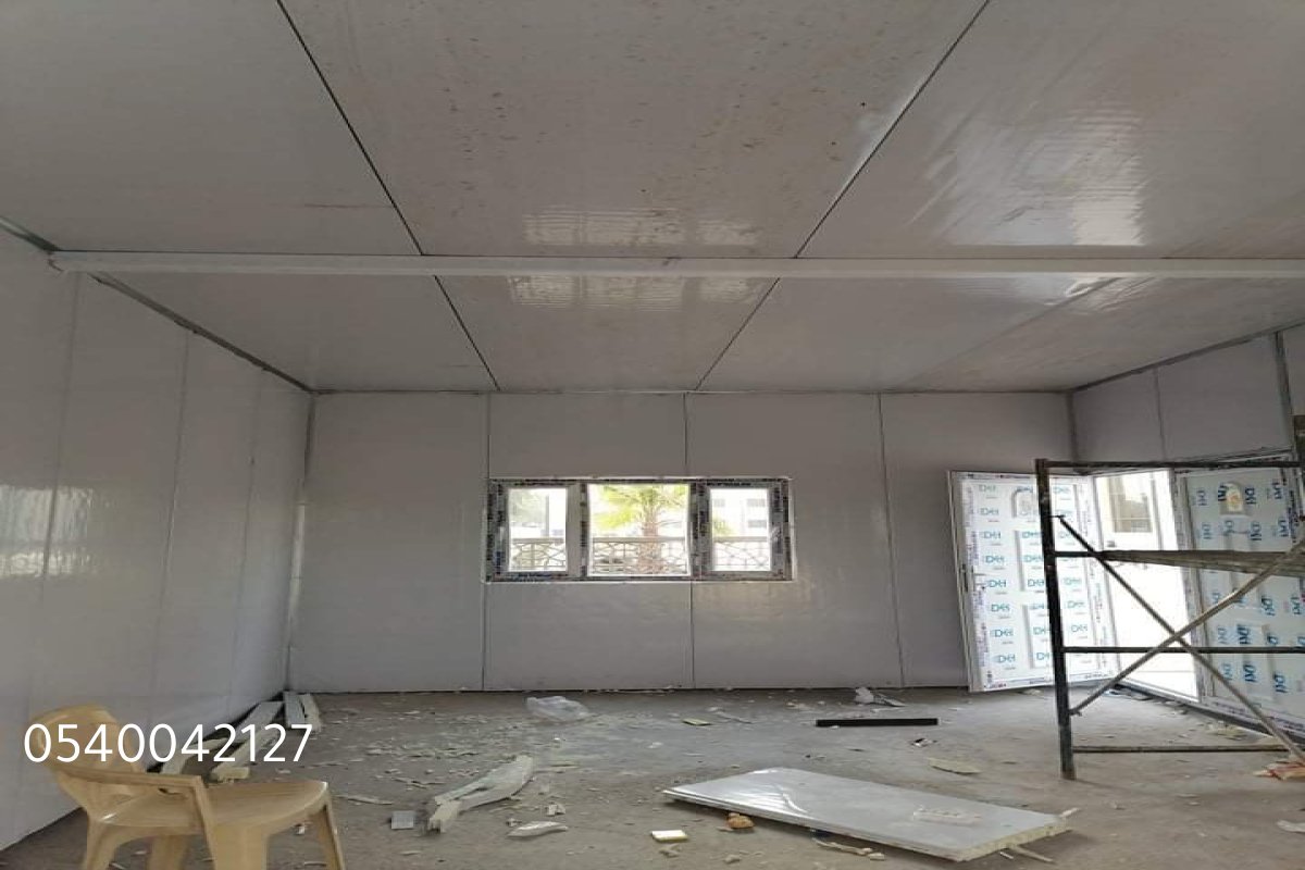 يقلل من التكاليف التشغيلية بفضل العزل الممتاز للطاقة.