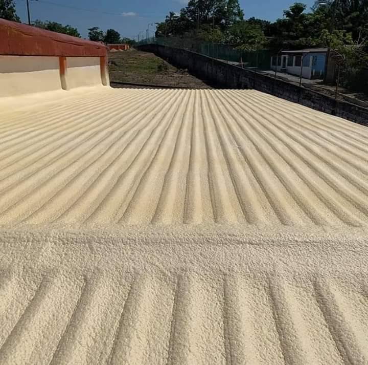 أفضل عوازل هناجر في الدمام لحماية مثالية ضد الحرارة والرطوبة