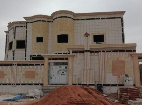 الترميم المتقن يحسن الجدران والأسطح الداخلية للمنازل ويعزز من مظهرها.