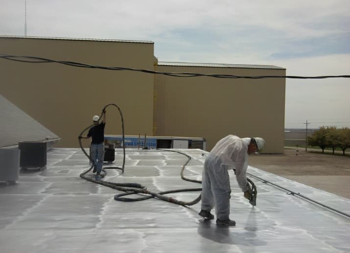 عازل فوم في الدمام – دليلك الشامل لأنواع الفوم العازل واستخداماته وأسعاره