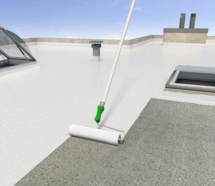 عزل الفوم مثالي للأسطح التي لا تتحمل الطبقات السميكة، سهل التركيب والتكلفة.