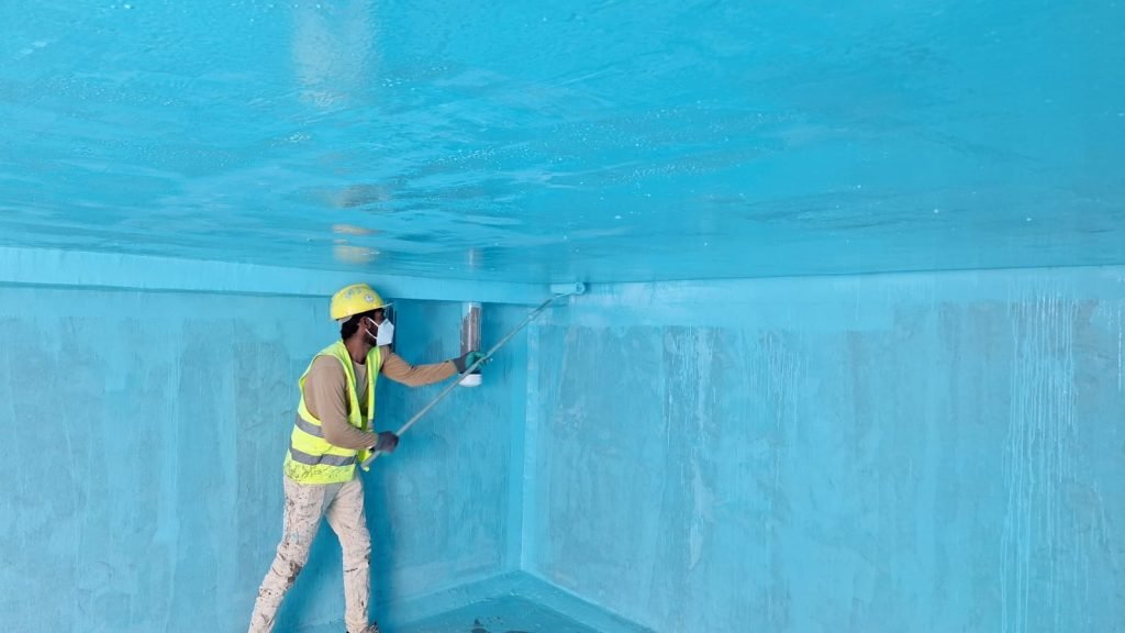 عوازل خزانات المياه: حماية فعالة لضمان سلامة المياه وجودتها